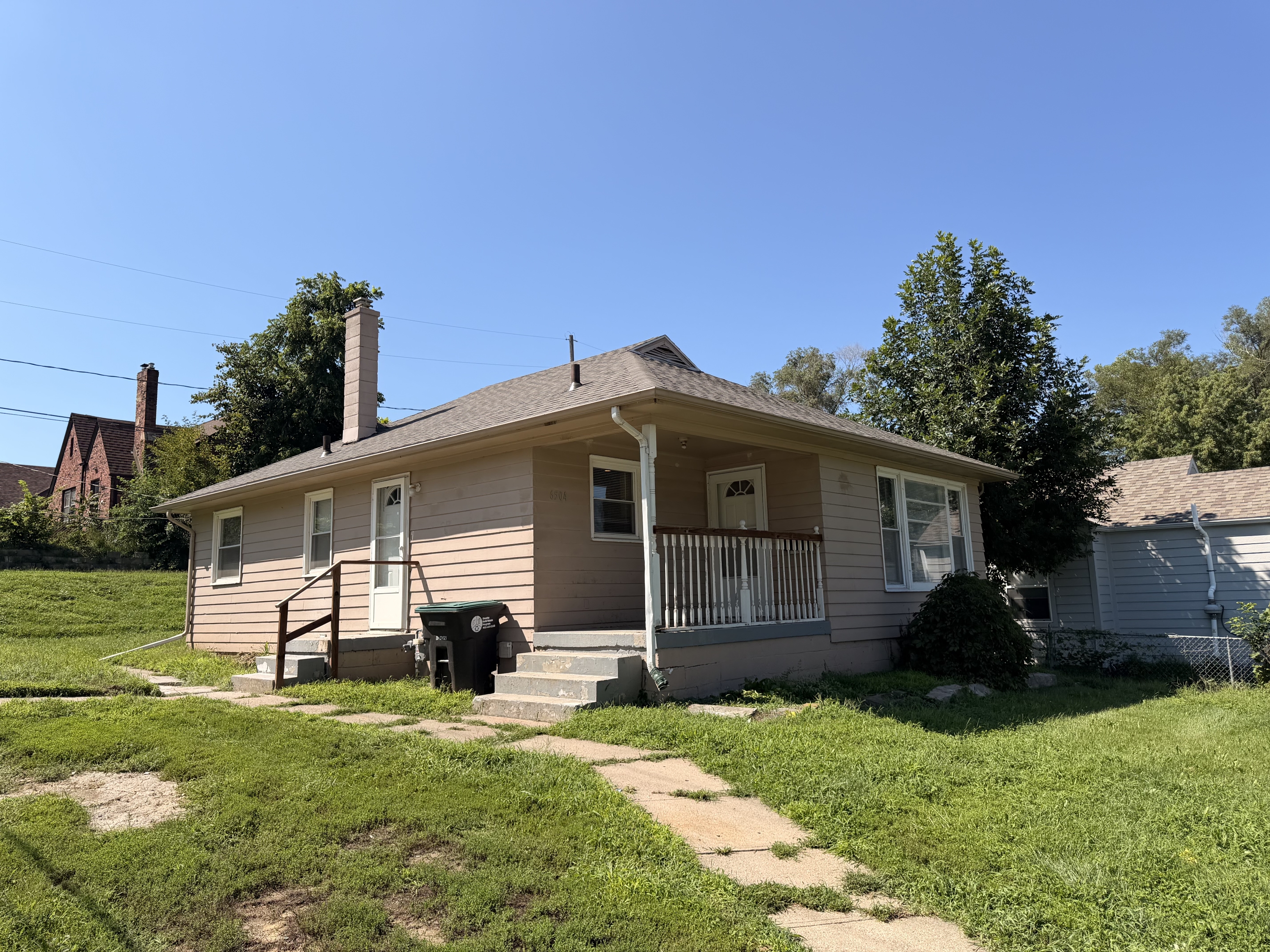Property thumbnail image